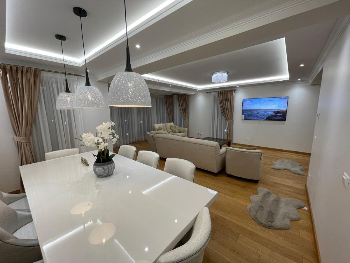 Вілла Sunny House Сучава Екстер'єр фото